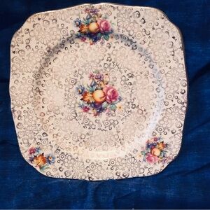 Vintage Hollingshead and Kirkham (H&K) Tunstall Gold Chintz pattern cake plate.